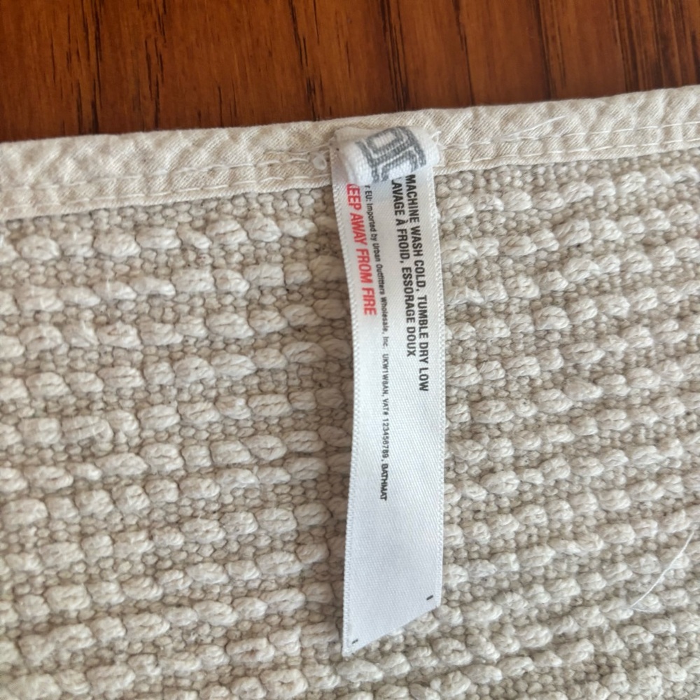 Urban Outfitters Sweet Cheeks Bath Mat - Multicolor - Picture 3 of 4